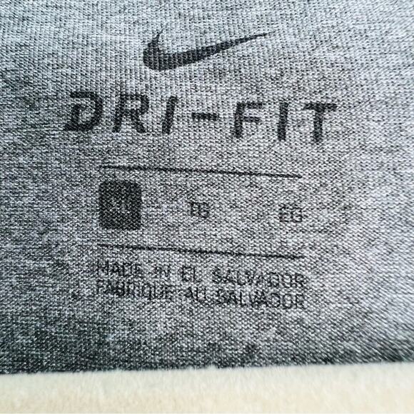 Nike Dri Fit Grey Unisex TShirt XL - Picture 5 of 7